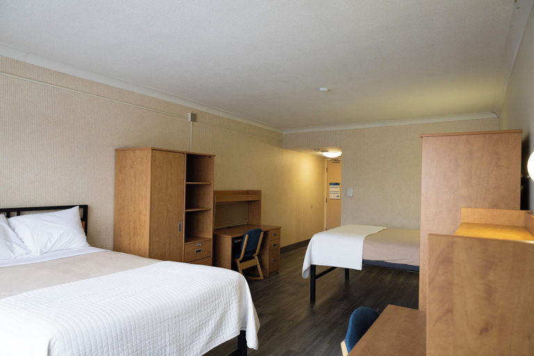 Bedroom 4, Residence & Conference Centre - Sarnia, Lambton