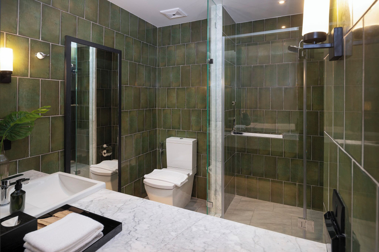Bathroom 4