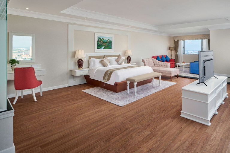 Bedroom 3, Wyndham Grand Phnom Penh Capital, Phnom Penh