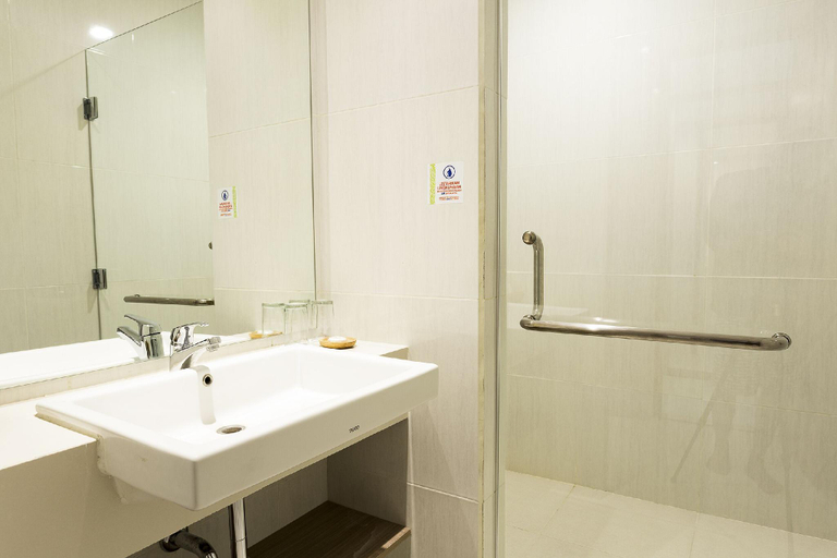 Bathroom 9