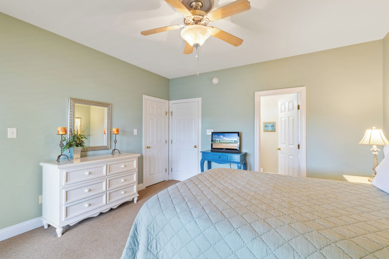 Bedroom 2, Mandevilla, Baldwin