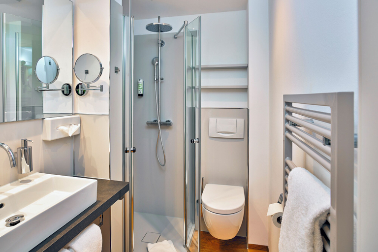 Bathroom 5, Upstalsboom Langeoog, Wittmund