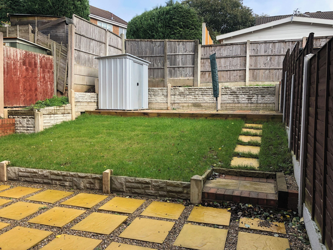Property grounds 4, Captivating 1-bed Apartment in Hednesford, Staffordshire