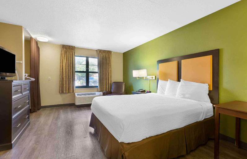 Bedroom 17