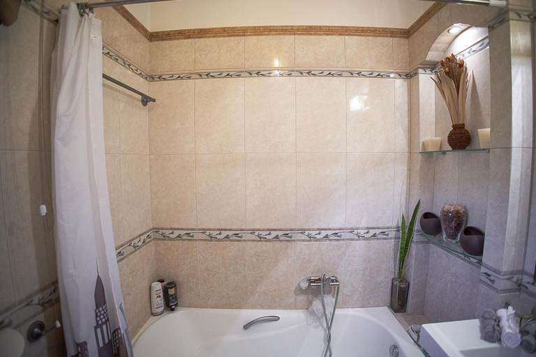 Others 4, Venia House Marathos, Thessaly