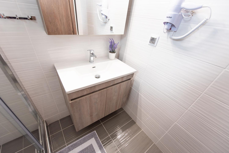Bathroom 3, Oasis Apartments, North Aegean