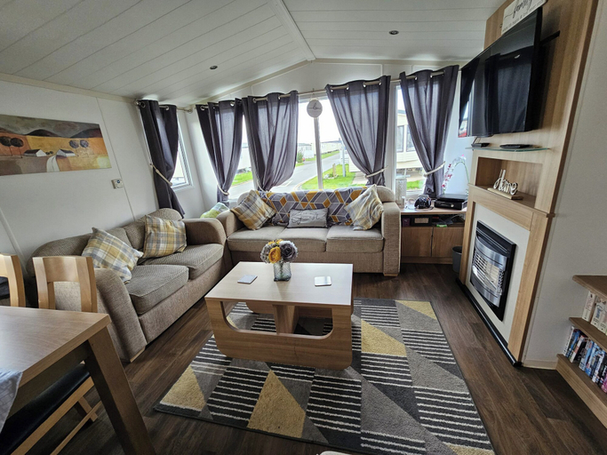 Living area, Heidi 2 Bed Robin Hood, Denbighshire