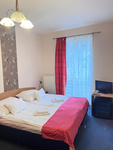 Bedroom 3, Hotel Papillon, Budapesti