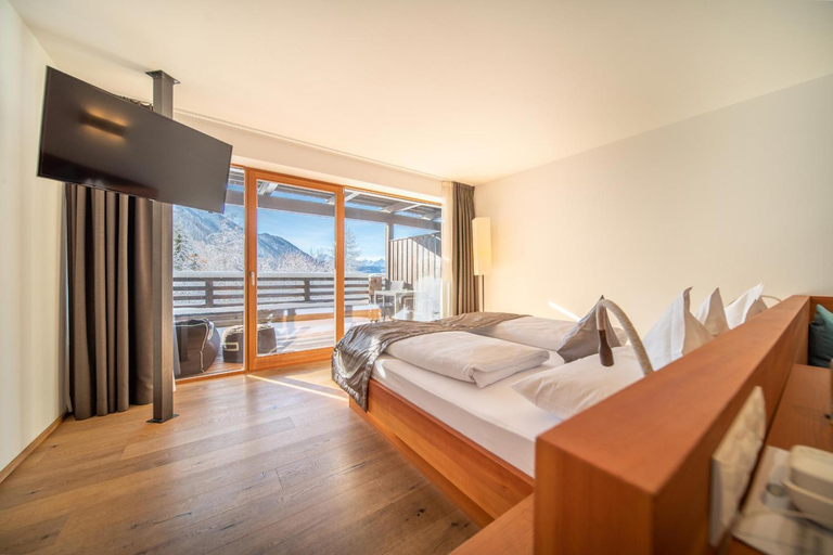Bedroom 3, La Casies Mountain Living Hotel, Bolzano