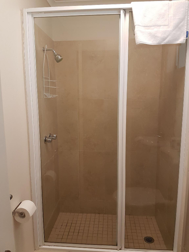 Bathroom 16