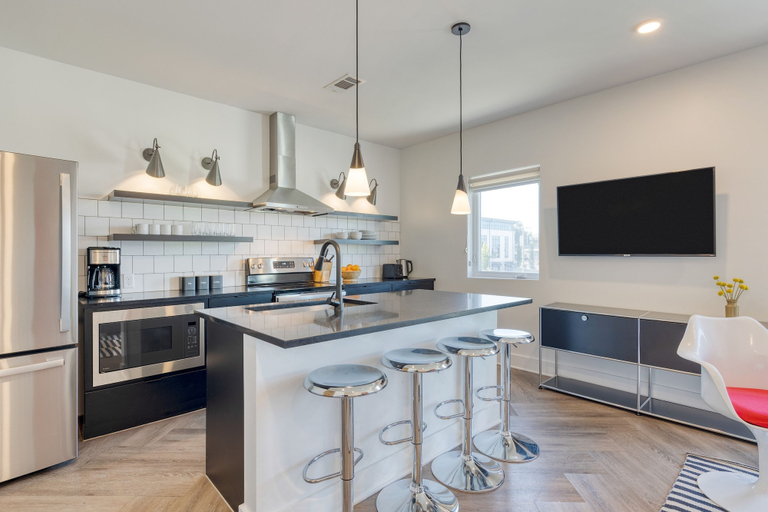 Room 5, The Carter 503 by Avantstay Mins to Downtown, Davidson