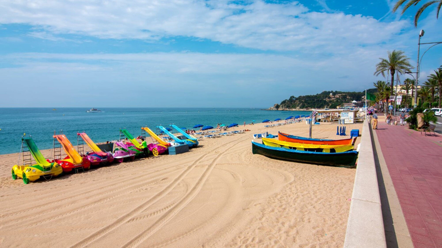 Room 3, Ponent in Lloret de Mar, Girona