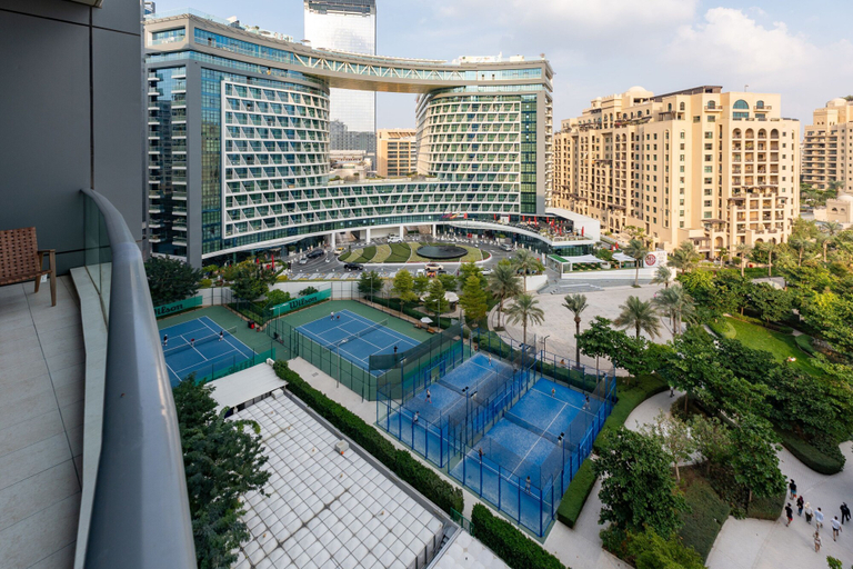 Room 5, Stunning 3BR at the Palm w Beach Access, Dubai