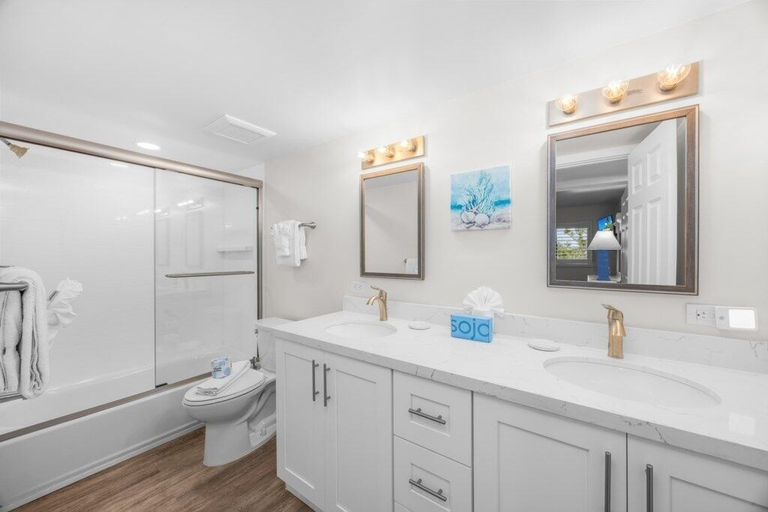 Bathroom, Pelicans Roost 106 2 Bedroom Condo, Lee