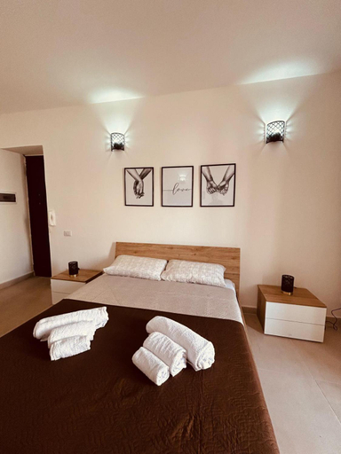 Bedroom 2, Brunamoro apartment, Palermo