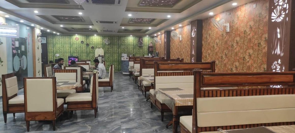 Food & Drinks, Rudra Inn, Lucknow