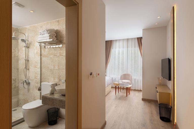 Bathroom 3, Elegance Grand City Hotel, Qasr an-Nil
