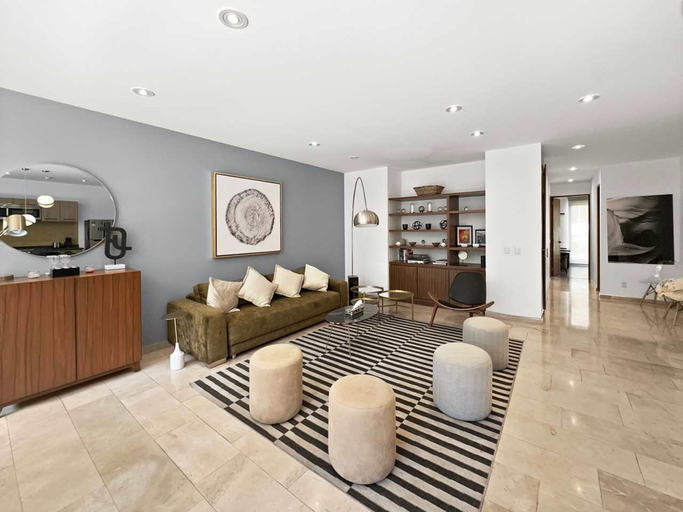 Room 5, 20-202 Elegant 2br-roma Norte Parking 24-7 Security, Mexico City