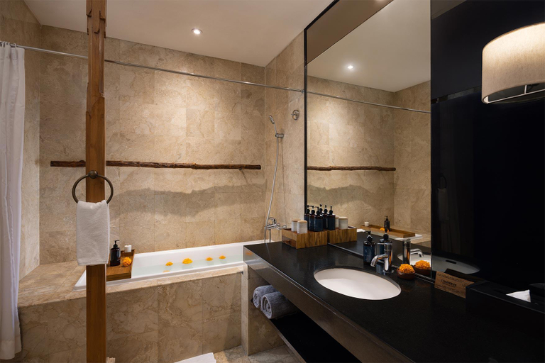 Bathroom 22