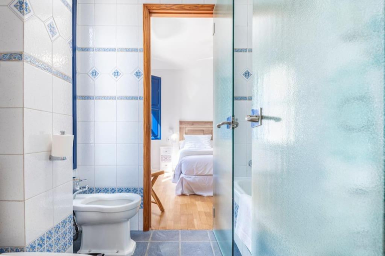 Bathroom 4, Villa Lucentum, Alicante