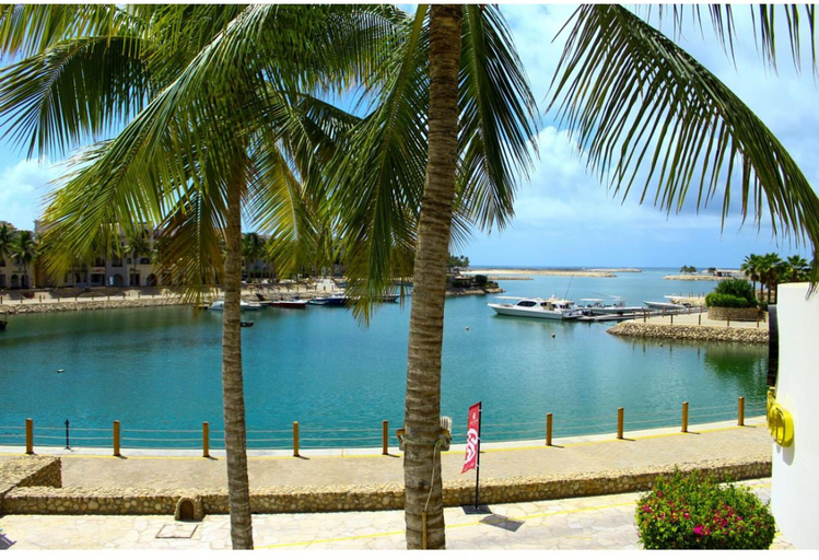 Room 3, Exclusive 3-bedroom Marina Escape, Taqah
