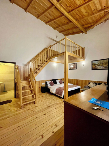 Bedroom 1, Shri Shail Inn, Nainital