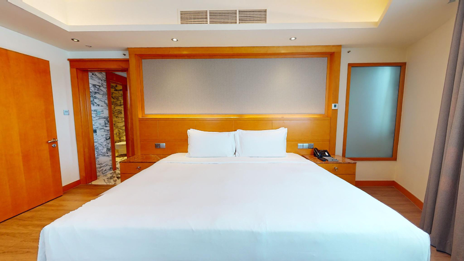 Bedroom 13