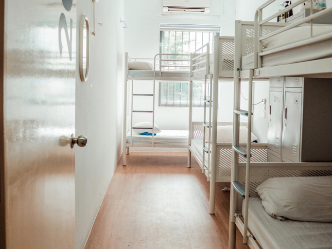 Bedroom 12
