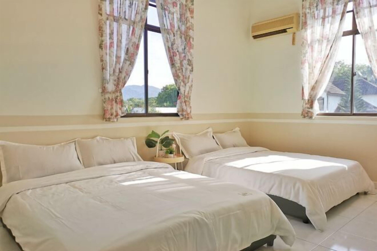 Yussy Homestay at Afamosa Bungalow, Alor Gajah