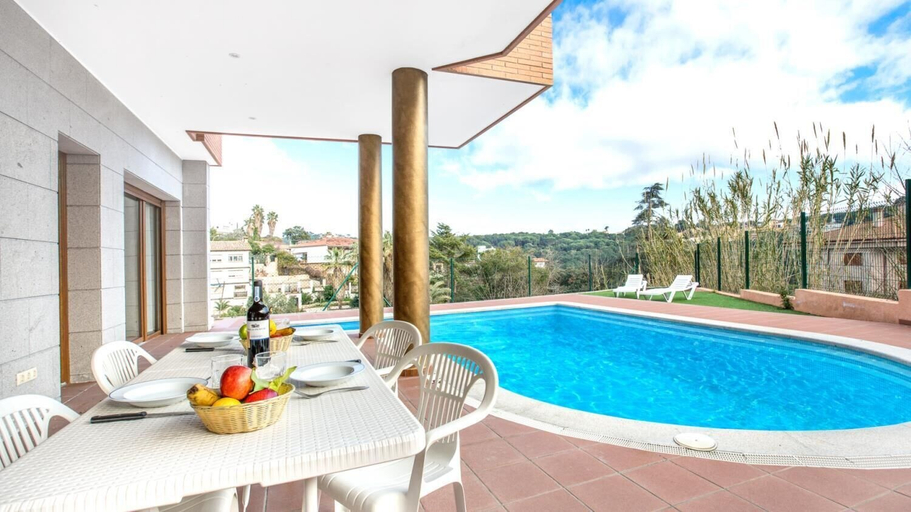 Room 2, Paulina in Lloret de Mar, Girona