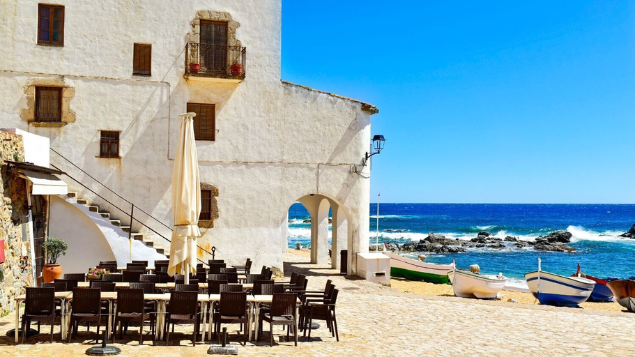Room 4, Can Benet 1 in Calella de Palafrugell, Girona