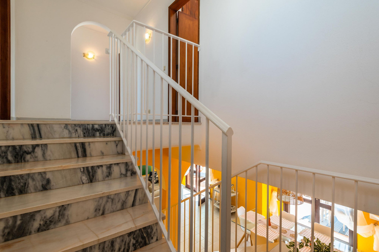 Room 2, Villa Ncora V3 Gal - 500m From the Beach, Albufeira