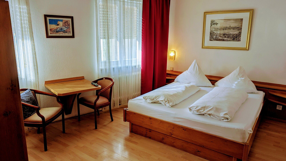 Bedroom 3, Gasthof Hotel Rose, Würzburg