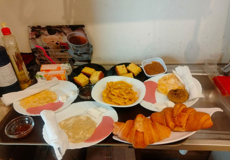 Food & Drinks 4, Zahira pyramids view, Al-Ahram