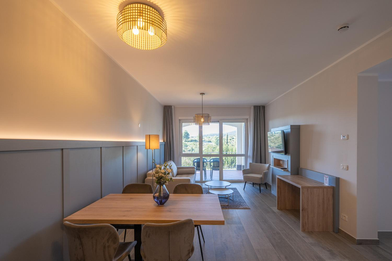 Dining Room 29