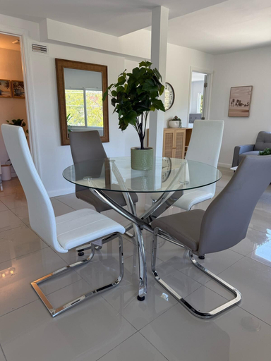 Dining Room 12