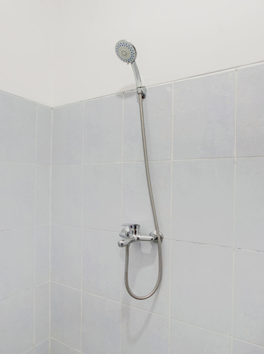 Bathroom 2, Hotel O Kaliurang Near Gunung Merapi Kaliurang, Sleman