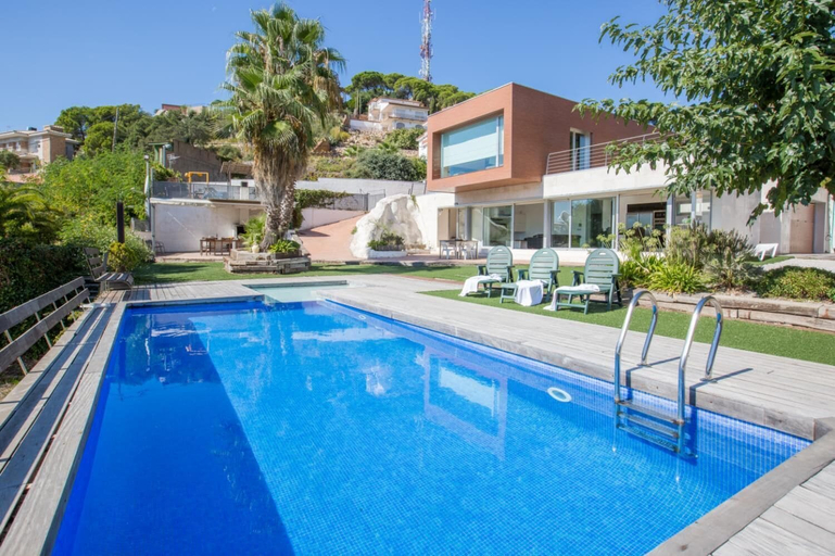 Room 2, Cristina in Lloret de Mar, Girona