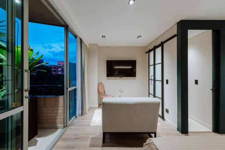 Room 5, w Loft Superior City View Low Floor, Medellín