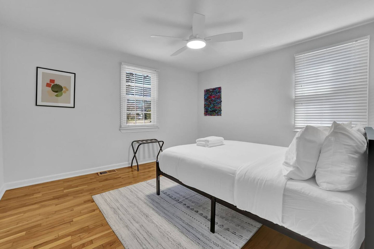 Room 3, Chamblee Retreat 3BR Home w Spacious Porch, DeKalb