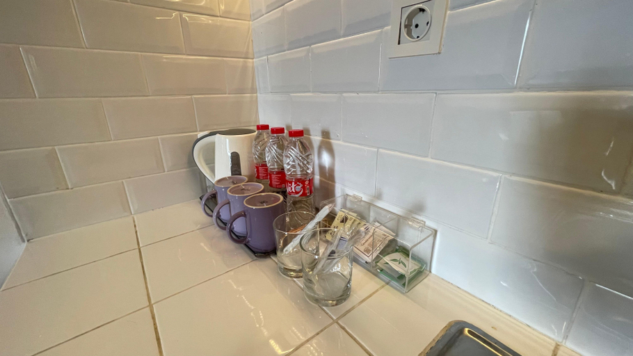 Bathroom 8