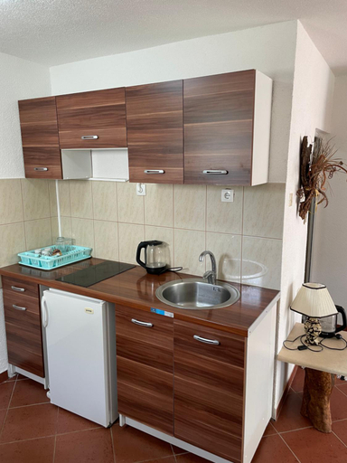 Others 4, Paljuskovo 1