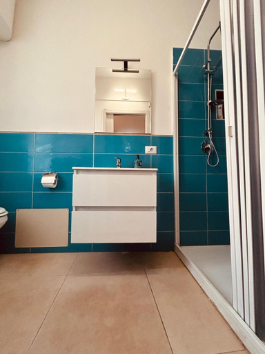 Bathroom 5, Brunamoro apartment, Palermo