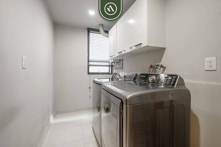 Room 5, 2BR Condo in Roma Norte - Private Terrace, Mexico City