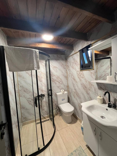 Bathroom, Varuna Bungalov Evleri, Izmit
