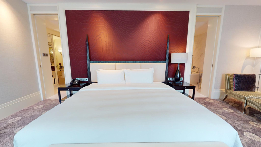 Bedroom 25