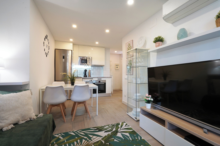 Interior 3, Apartment-4people-parking-castelledefels-bikes-bbq, Barcelona