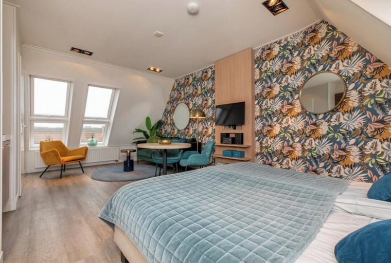 Room 4, Studio - Langstraat 29C Zoutelande, Veere