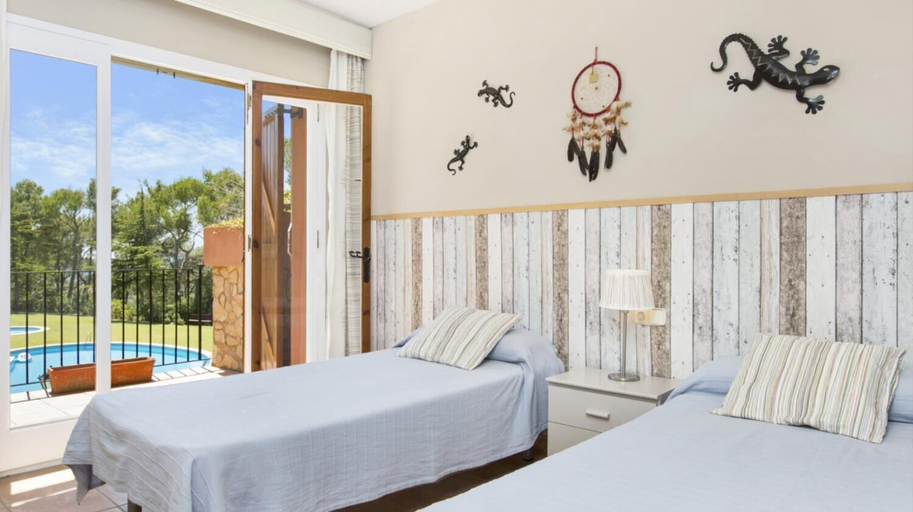 Room 2, Villa Cuba in Llafranc, Girona