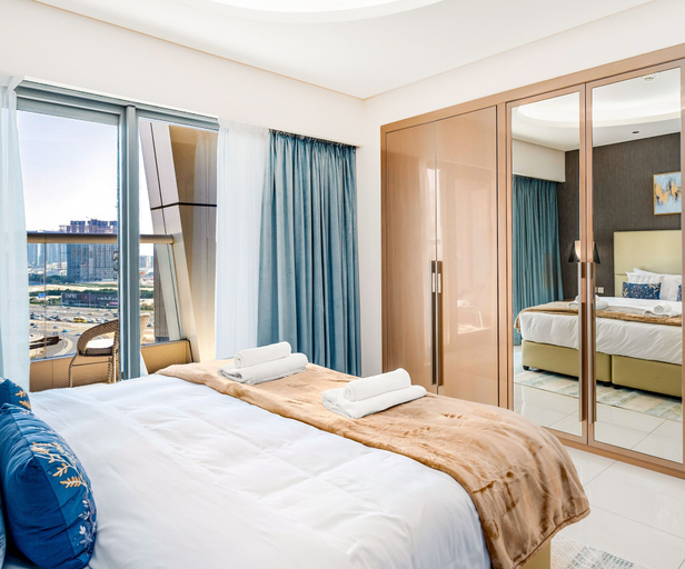 Bedroom 2, Glamorous 2BR in Damac Paramount Tower, Dubai